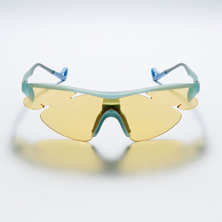 District Vision - DV x PAF Junya Racer
Style # DVG003-PAF
Color : Scale / D+ Sports Yellow