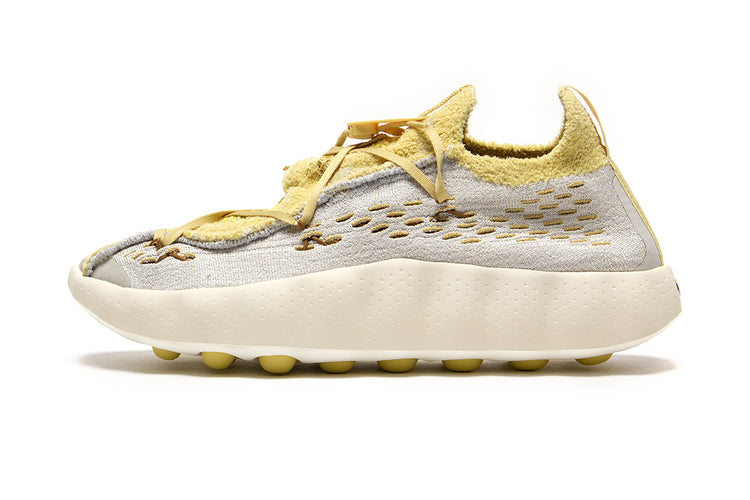 Nike - Mind 002 Flyknit
Style # IR2176-003
Color : Light Bone / Saturn Gold / Infinite Gold