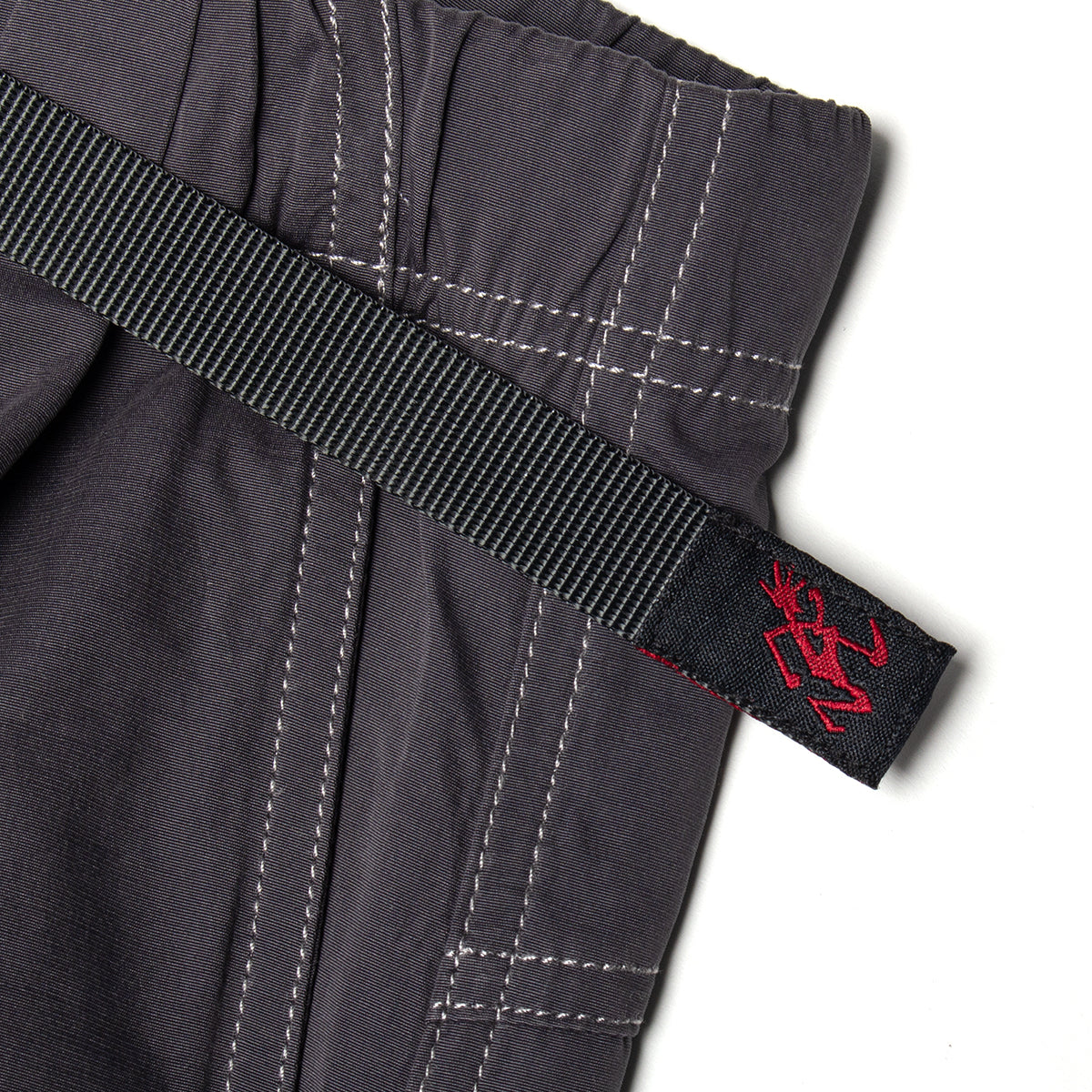 Gramicci - &nbsp;Women's Salem Cargo Pant
Style # G5FW-P068
Color : Charcoal