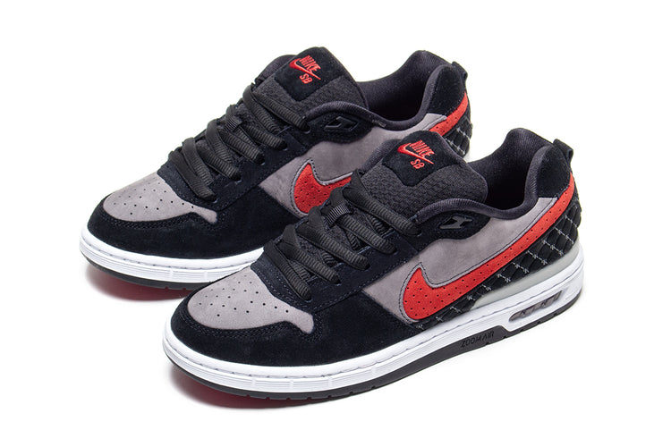 Nike SB - Paul Rodriquez Zoom Air Low
Style # IM7147-001
Color : Black / Varsity Red / Flint Grey / Black