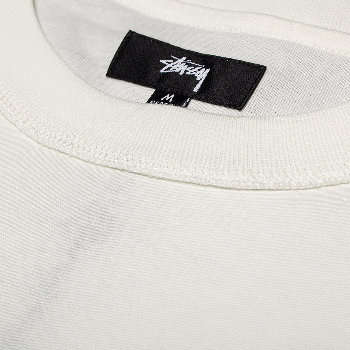 Stussy - Lazy L/S T-Shirt
Style # 1140333
Color : White
