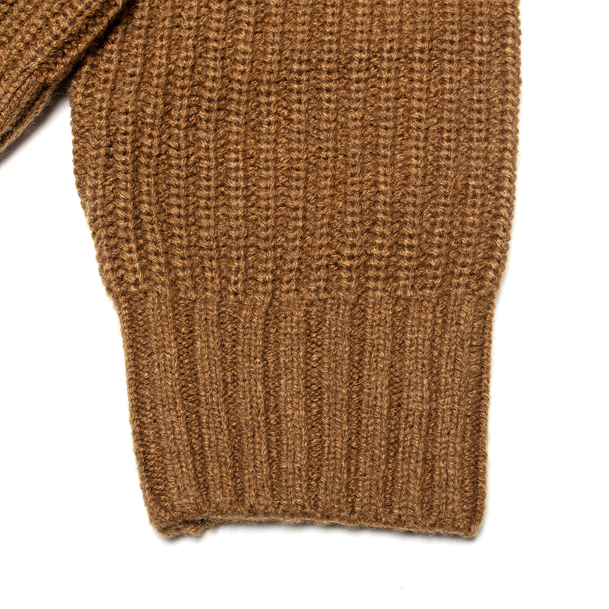 Carhartt WIP - Detroit Half Zip Sweater
Style # I035398-3TG
Color : WIP Hamilton Brown