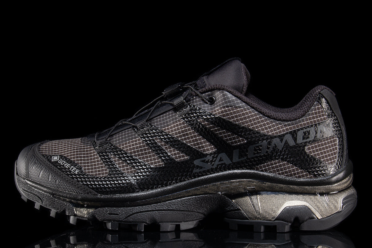 Salomon - XT-4 OG Gore-Tex
Style # L45419000
Color : Black / Black