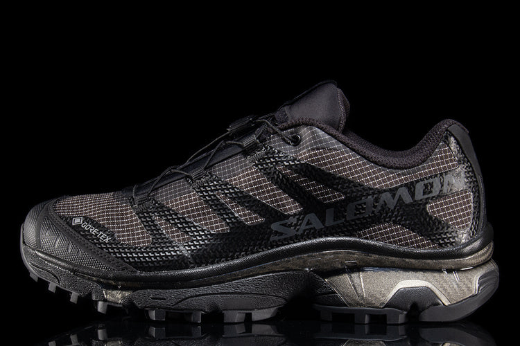 Salomon - XT-4 OG Gore-Tex
Style # L45419000
Color : Black / Black