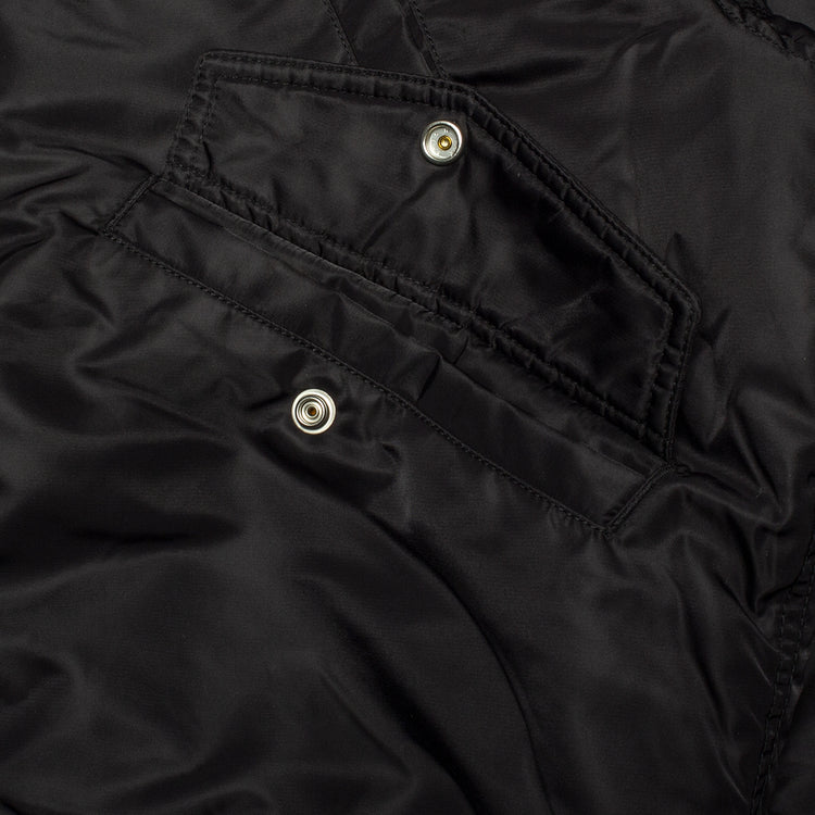 Stussy - Flight Bomber
Style # 115865
Color : Black
