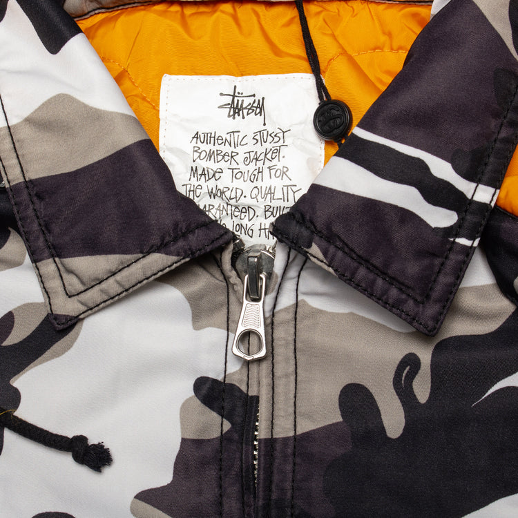 Stussy - Flight Bomber
Style # 115865
Color : Snow Camo