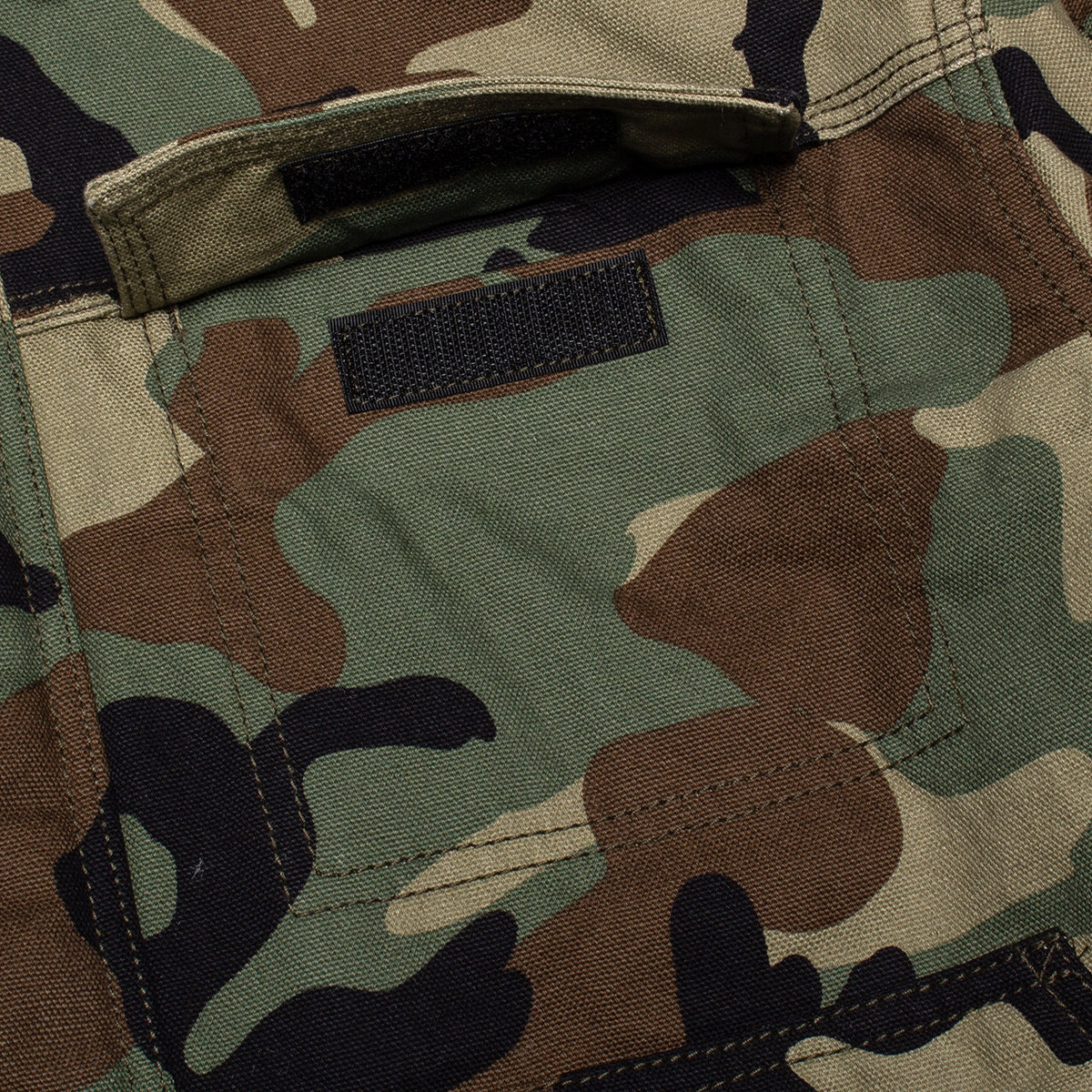 Stussy - Workgear Jacket
Style # 115860
Color : Woodland Camo