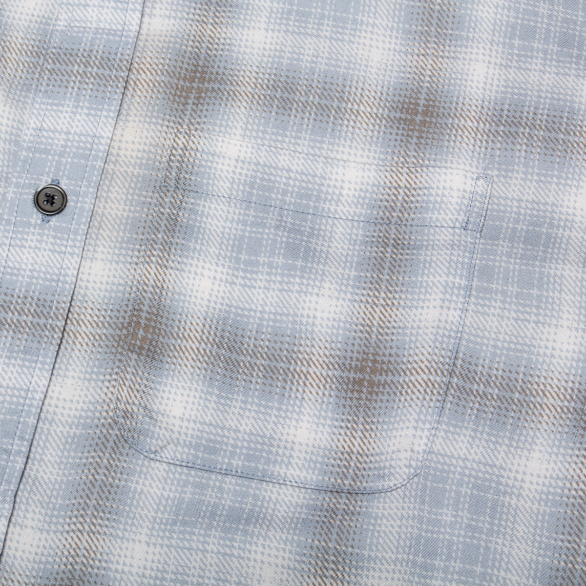 Stussy - Matthew Plaid Shirt
Style # 1110368
Color : Light Blue