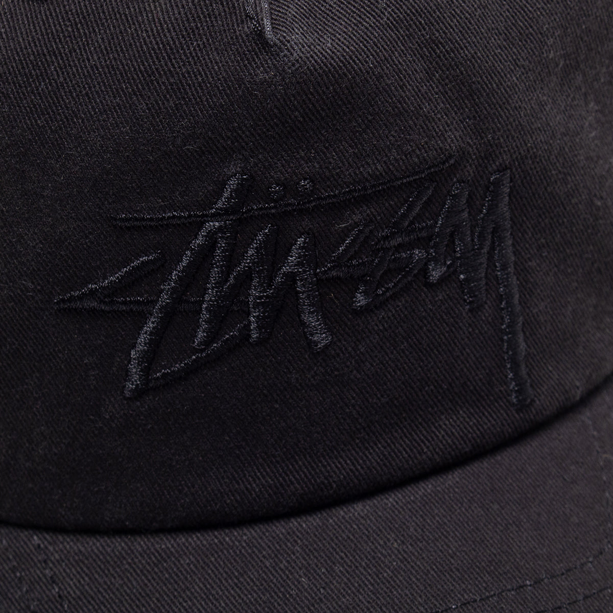 Stussy - Big Stock Mid Depth Cap
Style # 1311145
Color : Black