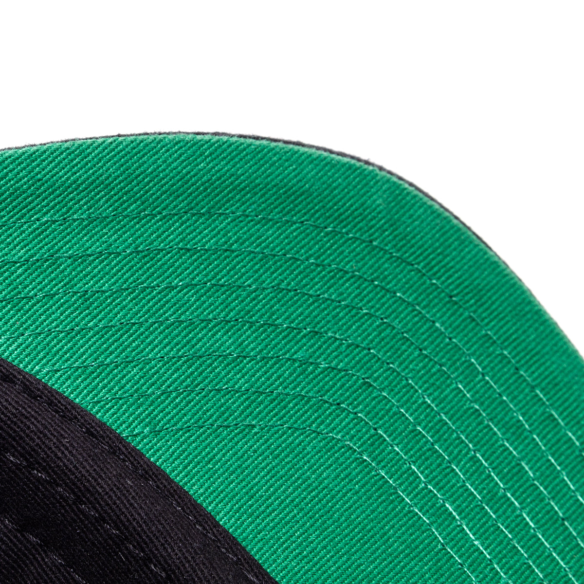 Stussy - Big Stock Mid Depth Cap
Style # 1311145
Color : Black