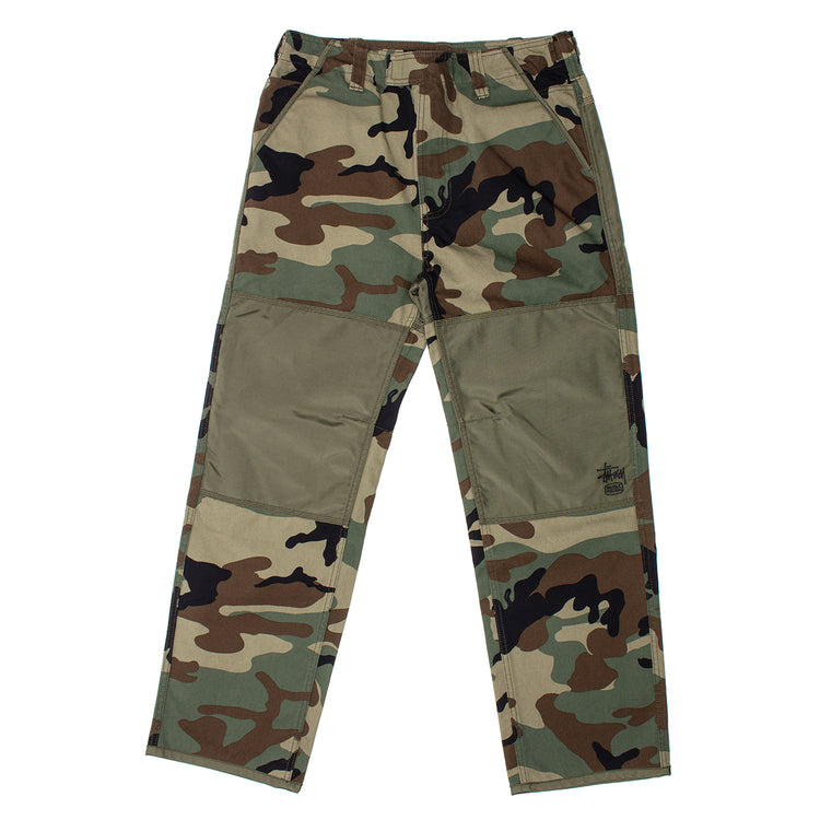 Stussy - Utility Pant
Style # 116718
Color : Woodland Camo