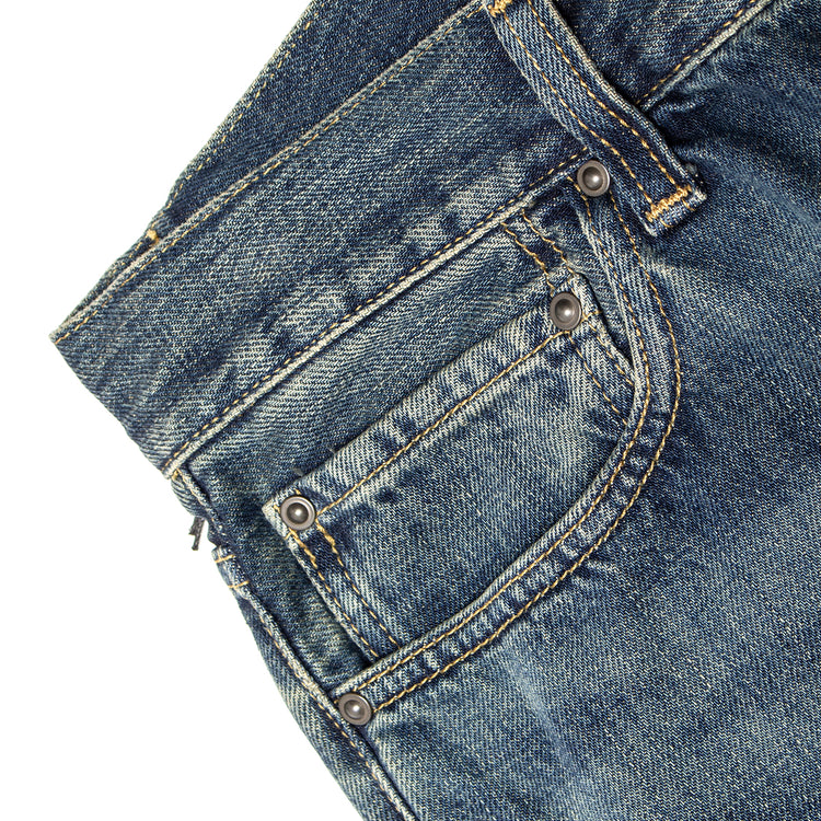 Carhartt WIP - Aaron Pant
Style # I036728-010U
Color : Blue (Mid Worn Used)