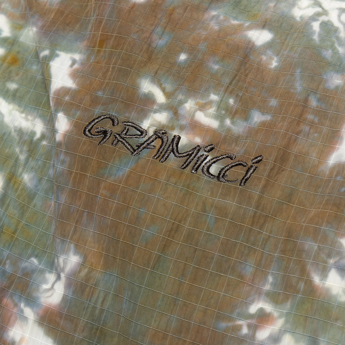 Gramicci - Down Puffer Hooded Jacket
Style # G5FU-J017
Color : Tie Dye