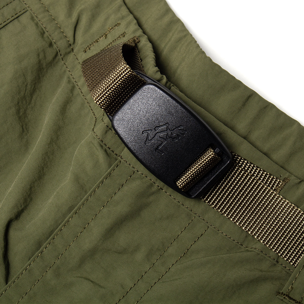 Gramicci - Women's Nylon Balloon Pant
Style # G5FW-P143

Color : Olive