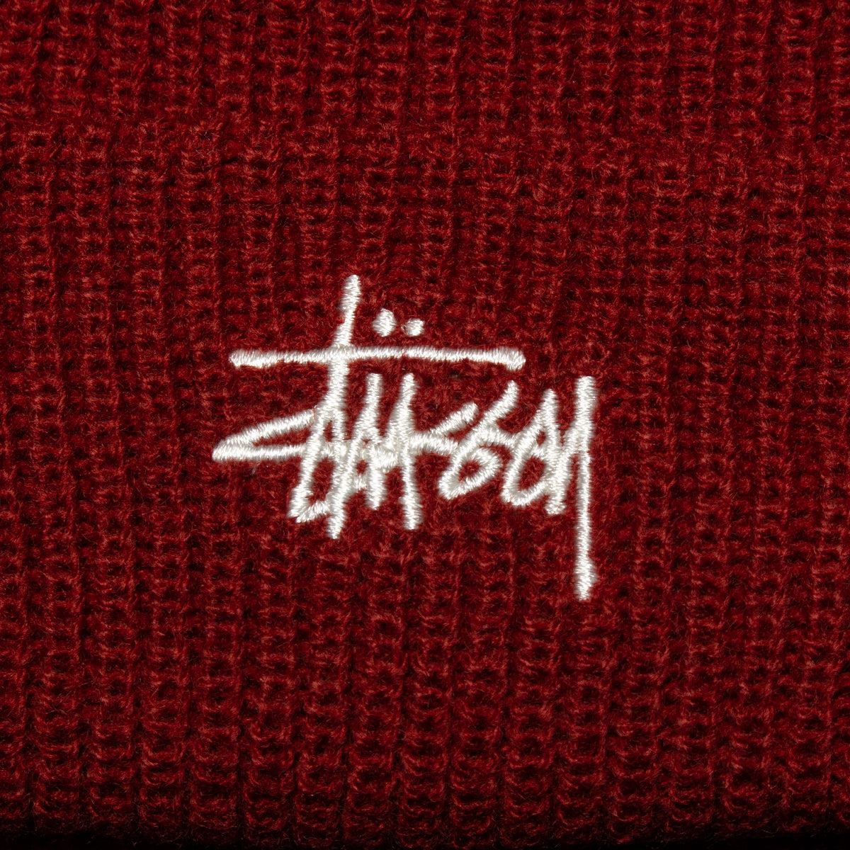 Stussy - Basic Cuff Beanie
Style # 1321019
Color : Dark Red