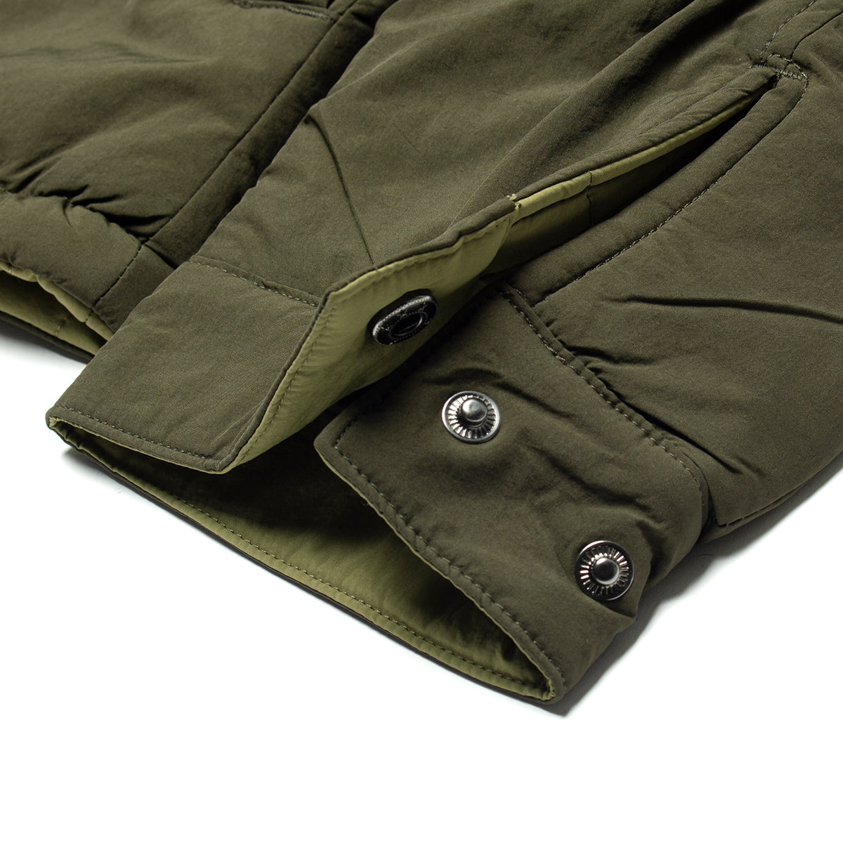 Dime | Reversible Insulated Jacket
Color : Moss / Army