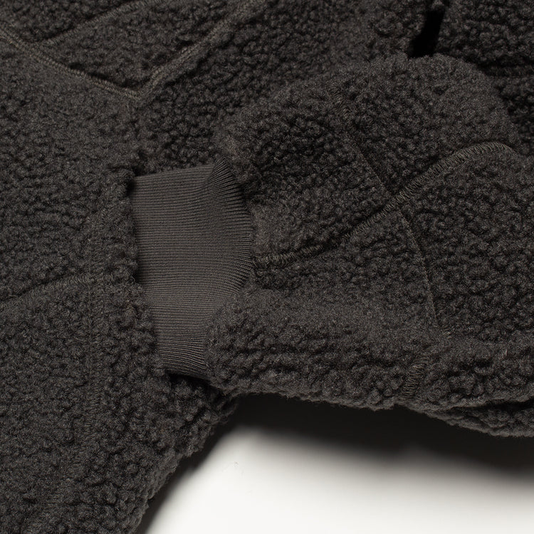 Dime | Coverstitch Sherpa Fleece
Color : Charcoal