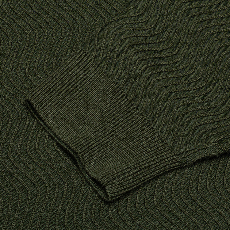 Dime | Wave Cable Knit
Color : Forest