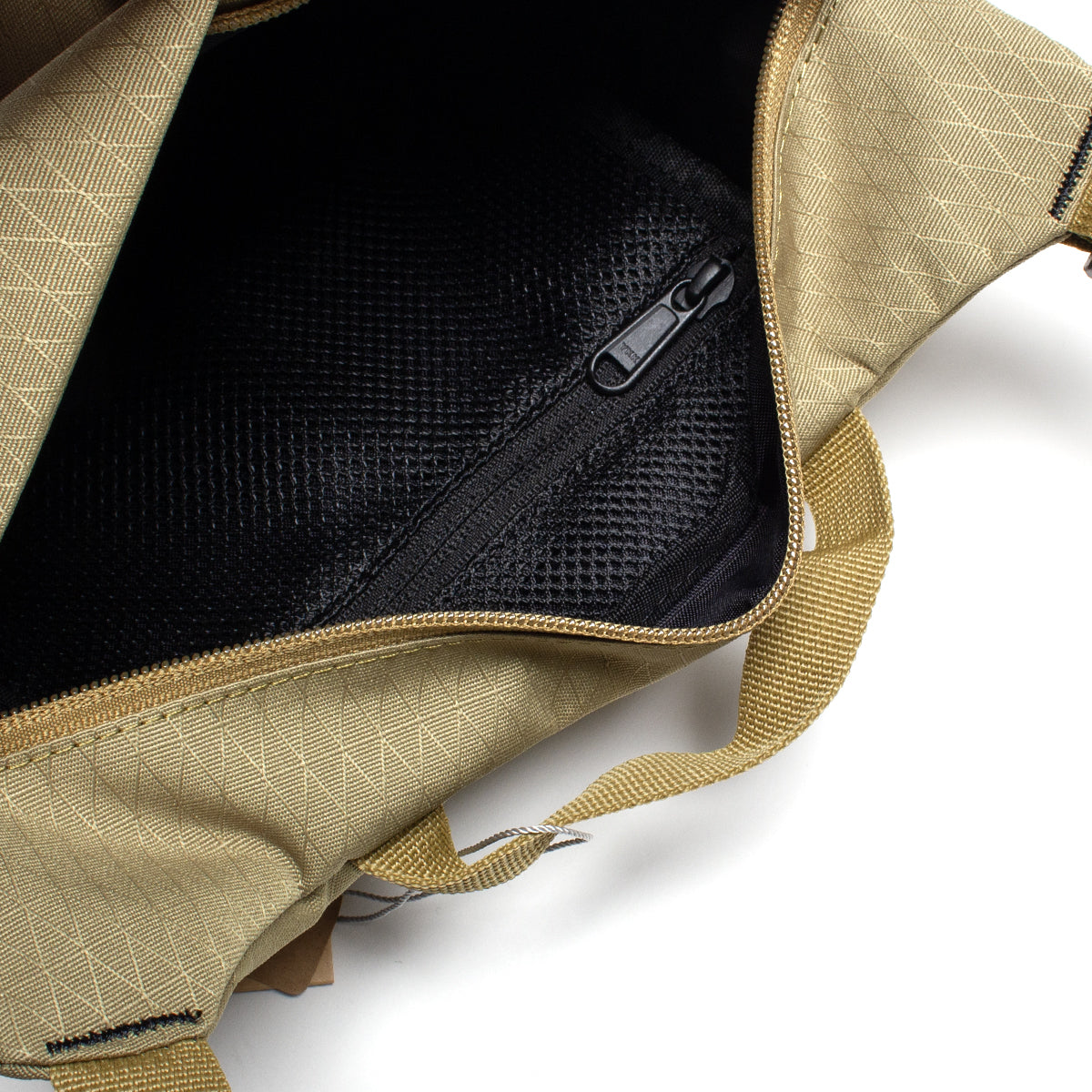 Gramicci - Field Sacoche
Style # G5FB-164
Color : Bronze Olive