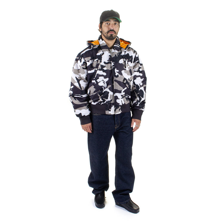 Stussy - Flight Bomber
Style # 115865
Color : Snow Camo