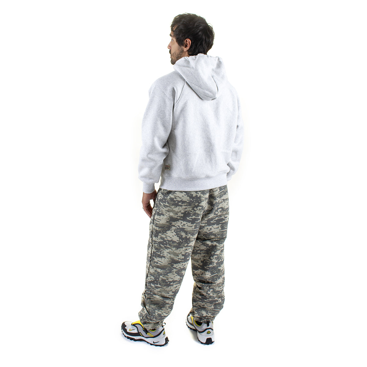 Stussy - Training Pant
Style # 116717
Color : Digital Camo