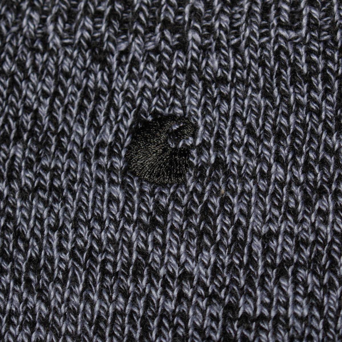 Carhartt WIP - Tony Socks
Style # I035478-3Z3
Color : Black / Shady Blue