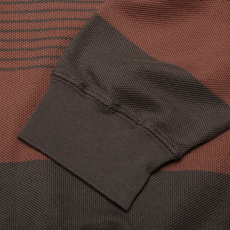 Polar Skate Co. - Surf Half Zip L/S Shirt
Color : Dirty Black / Brownstone