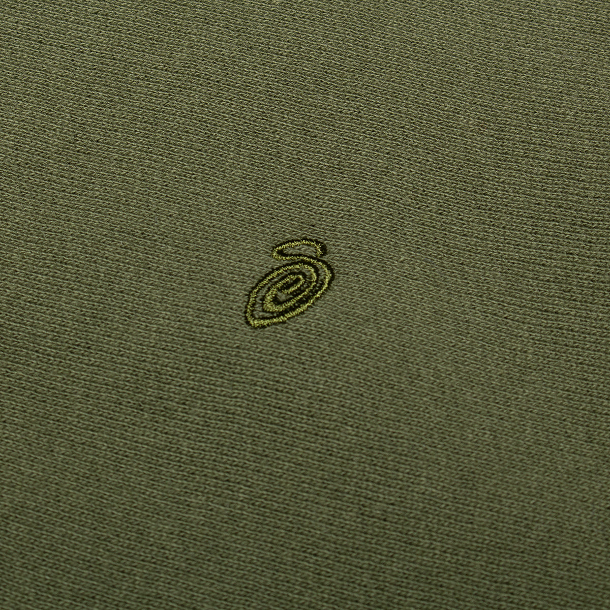 Stussy - Zip Fleece Mock Neck
Style # 118622
Color : Green