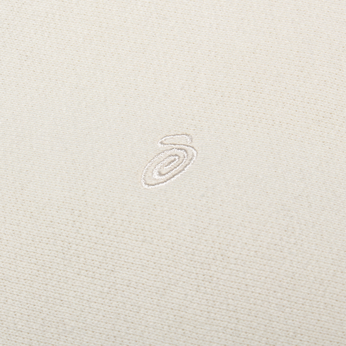 Stussy - Zip Fleece Mock Neck
Style # 118622
Color : Cream