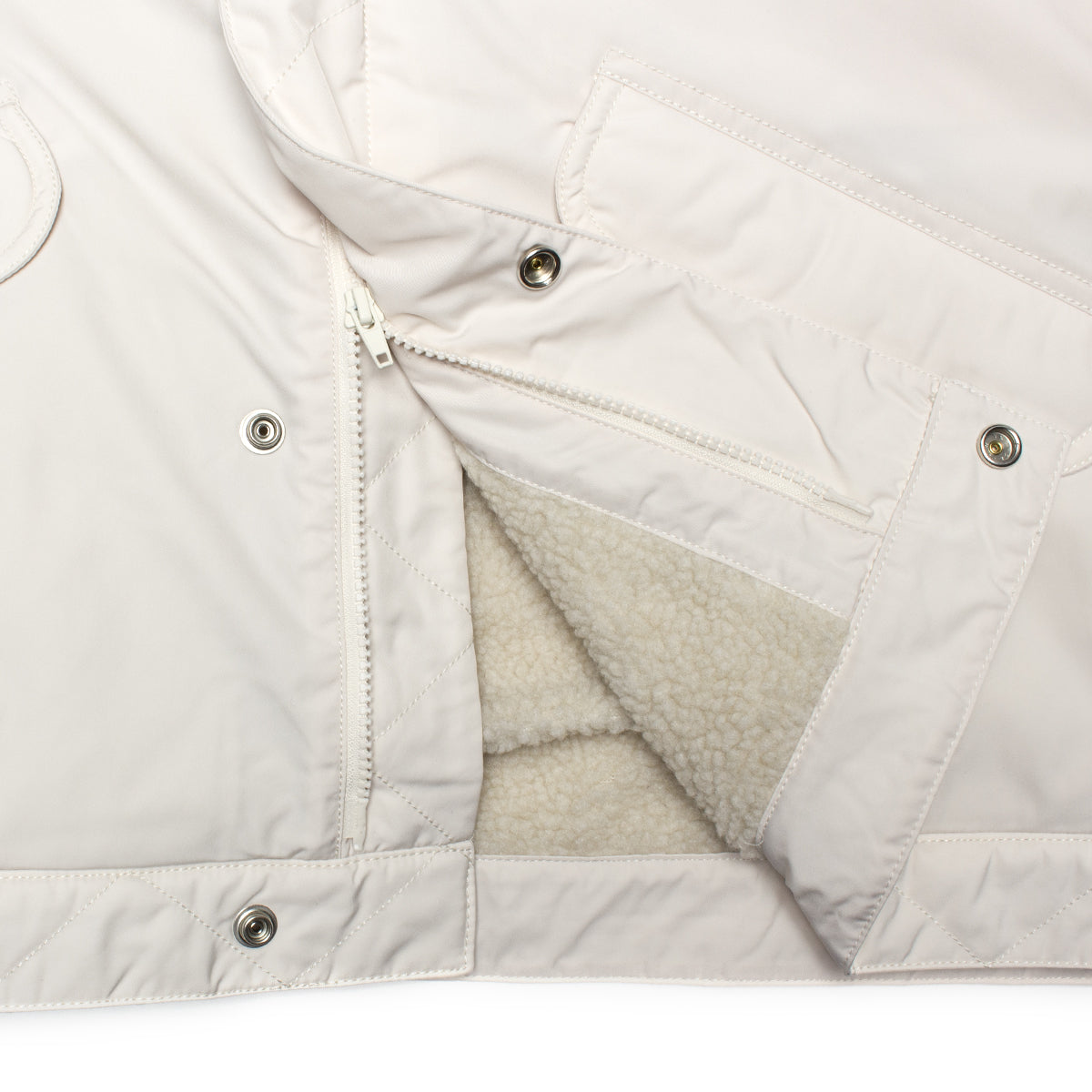 Stussy - Flight Parka
Style # 115967
Color : Bone