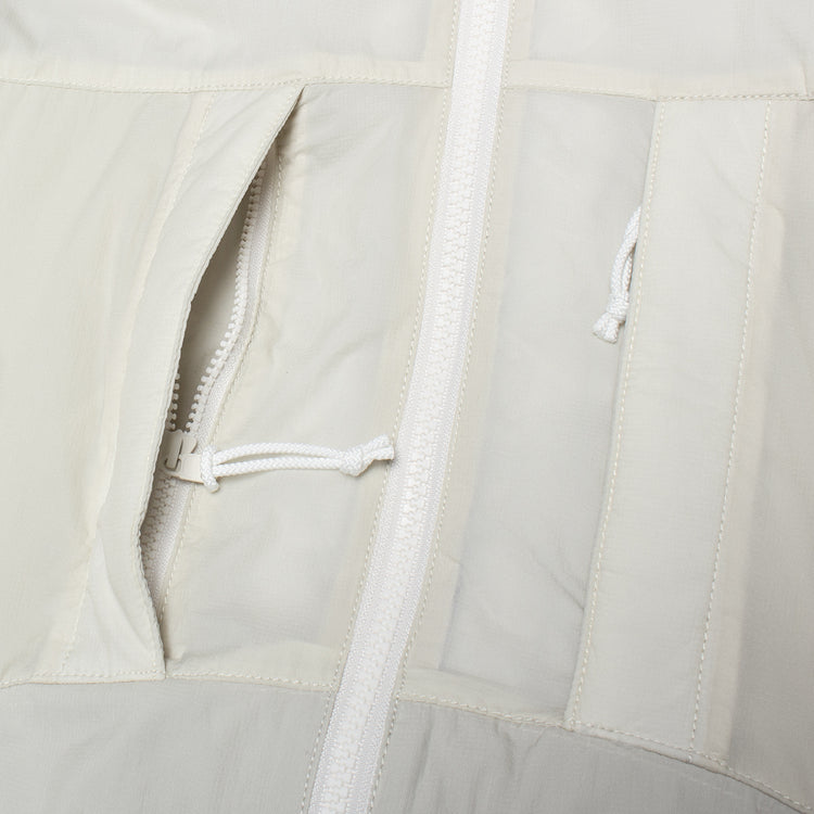 Stussy - Rally Insulated Jacket
Style # 115961
Color : Bone