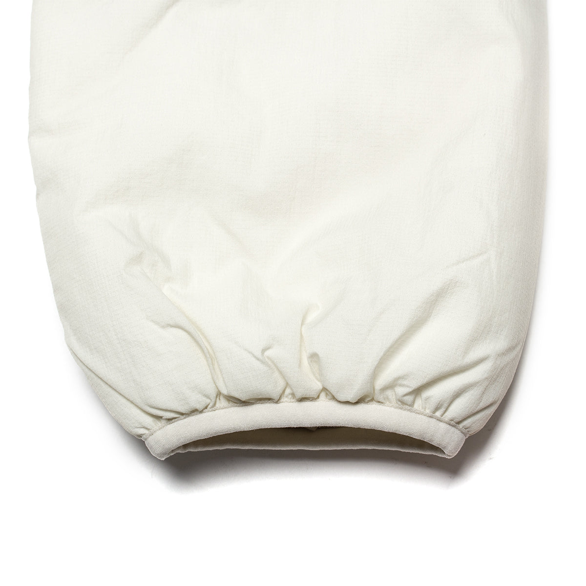 Stussy - Rally Insulated Jacket
Style # 115961
Color : Bone