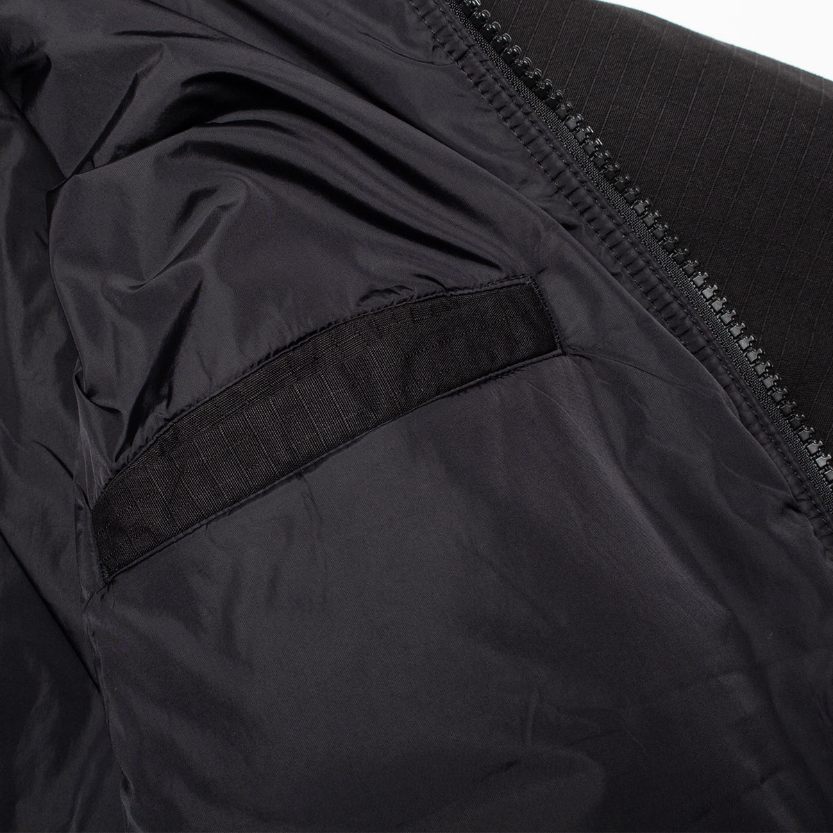 Stussy - Ripstop Work Jacket
Style # 115945
Color : Black