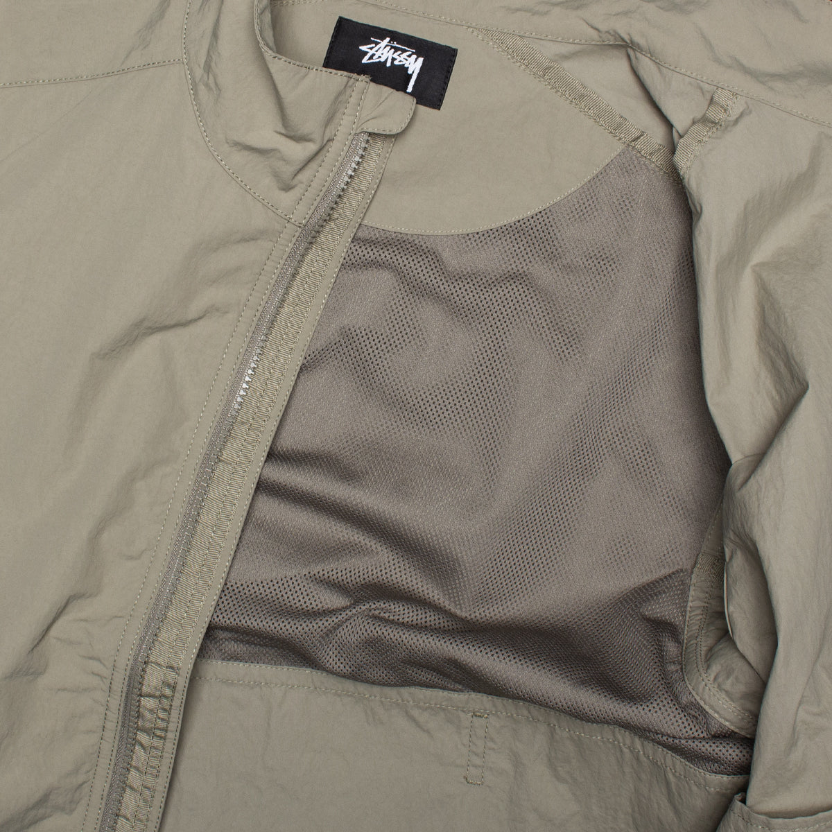 Stussy - Lightweight Mock Jacket
Style # 115902
Color : Khaki