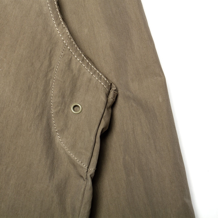 Stussy - Beach Shell Waxed Cotton&nbsp;
Style # 115951
Color : Olive