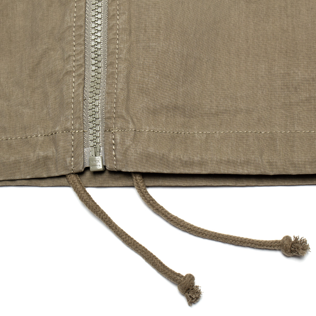 Stussy - Beach Shell Waxed Cotton&nbsp;
Style # 115951
Color : Olive
