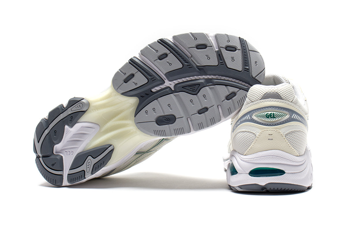 Asics | GT-2160
Style # 1203A320.105
Color : Cream / Jasper Green