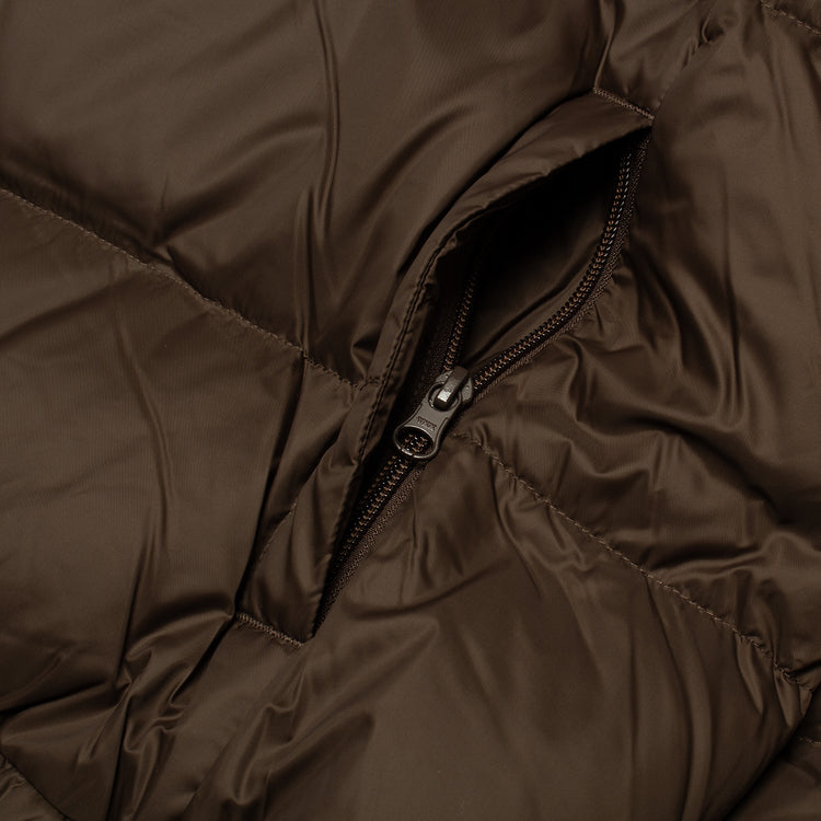 Gramicci | Down Puffer Jacket
Color : Dark Brown