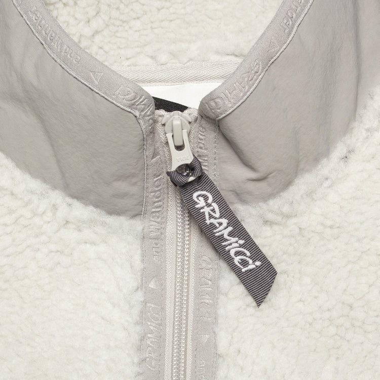 Gramicci x And Wander | Women's&nbsp;JQ Tape Fleece Jacket
Color : Light Grey