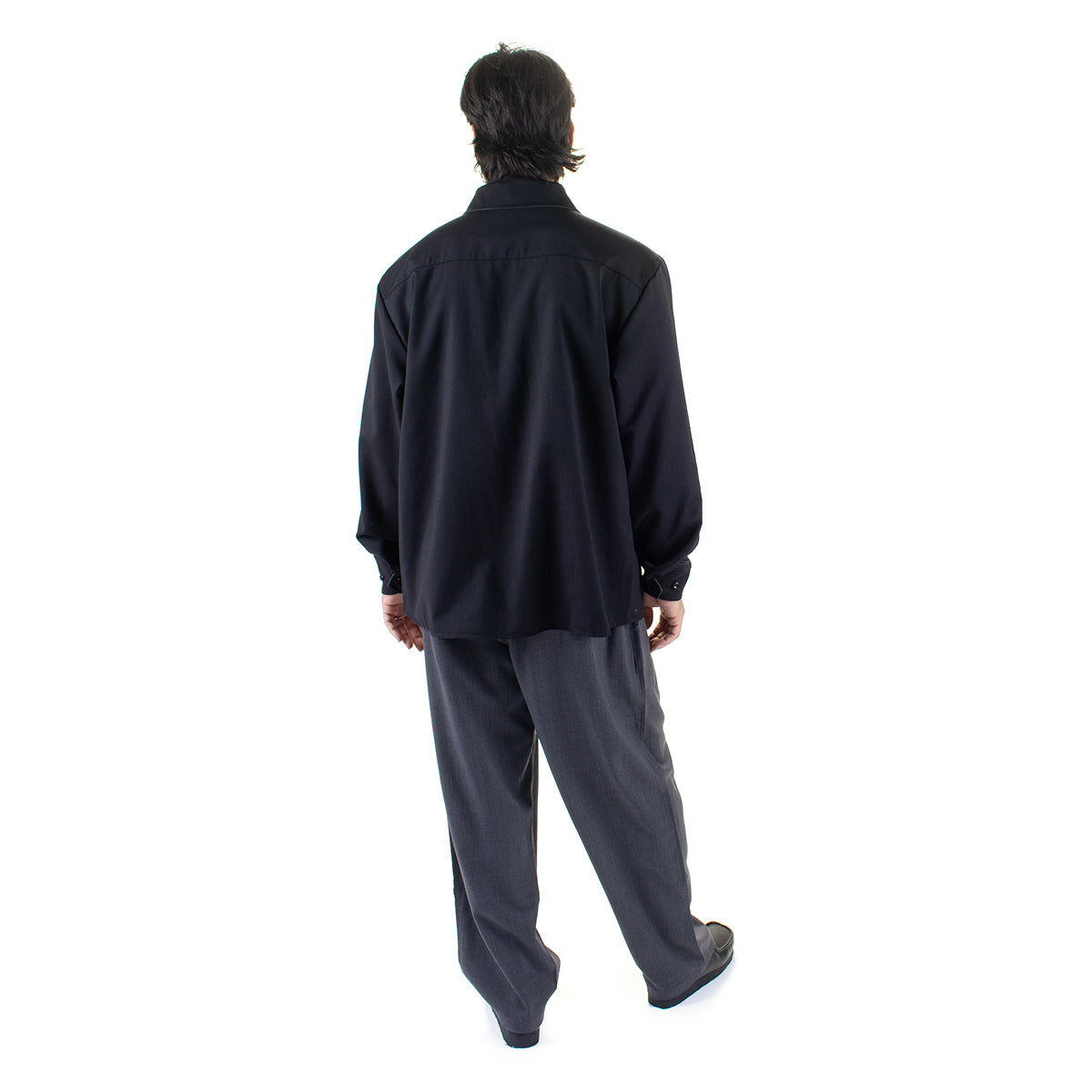 Grand Collection - Reversible Wool Overshirt
Color : Black