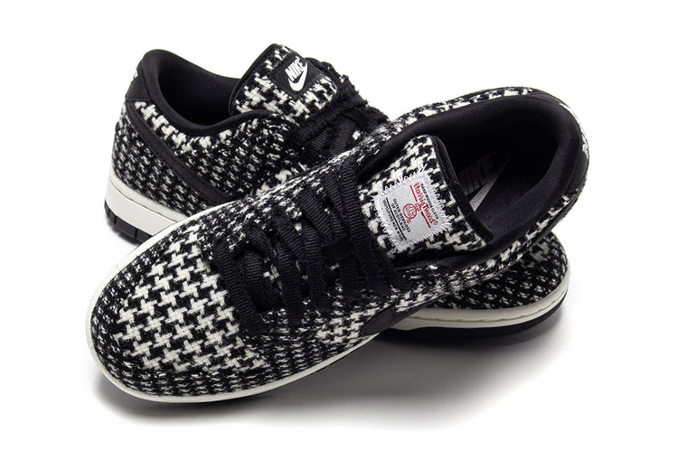 Nike - Dunk Low x Harris Tweed®
Style # HQ5036-901
Color : Black / Phantom