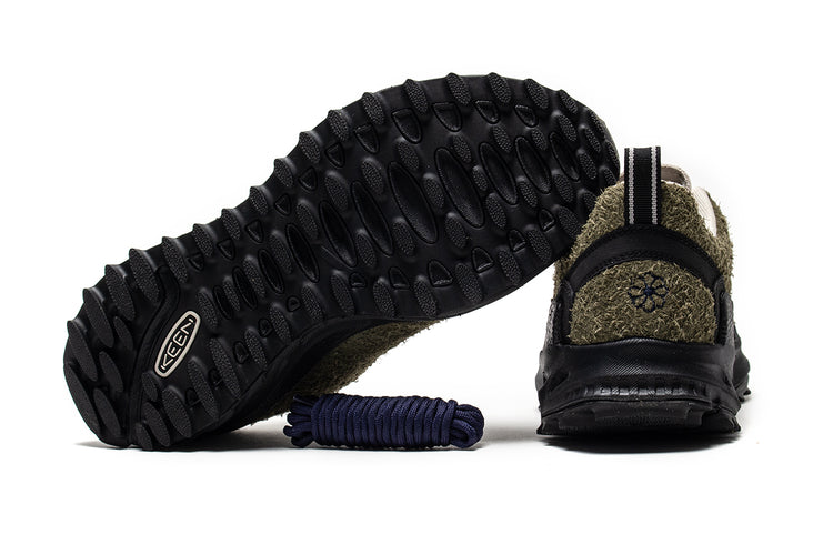 Keen - Jasper Zionic
Style # 1031089
Color : Dark Olive / Birch