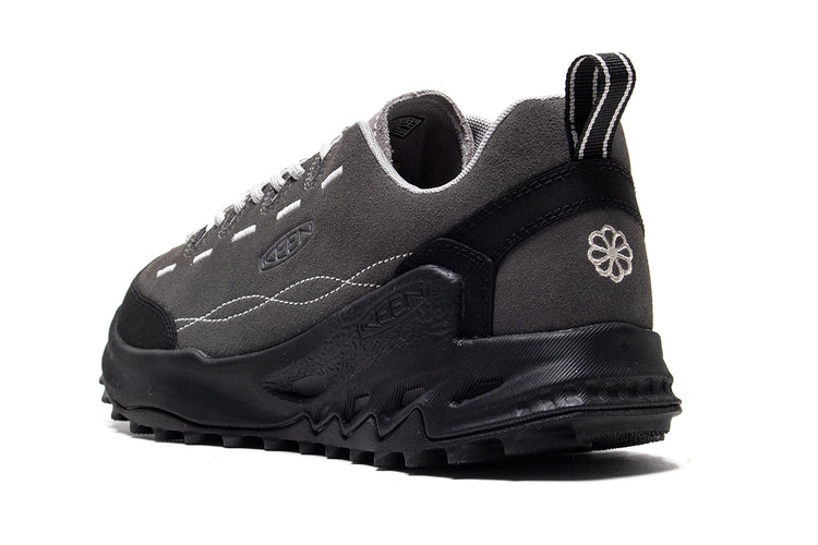 Keen - Jasper Zionic
Style # 1031092
Color : Magnet / Vapor