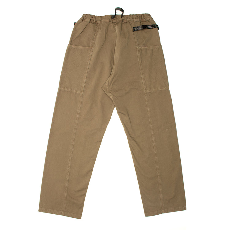 Gramicci | Gadget Pant
Color : Dusky Olive