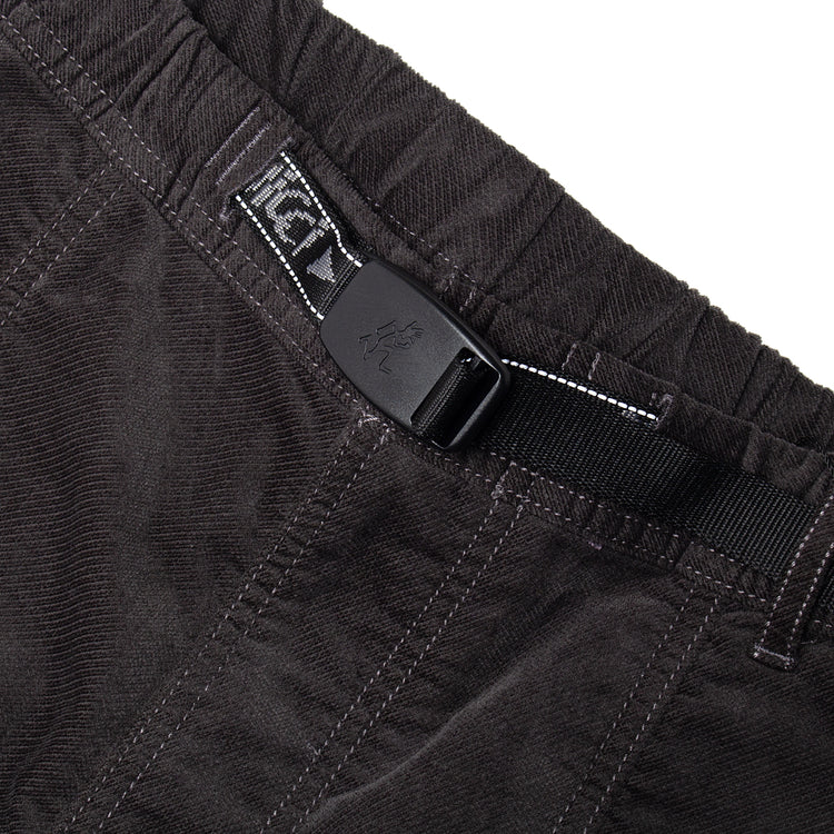 Gramicci x And Wander Corduroy Gadget Pants
Adjustable waistband with integrated belt and buckle
Color : Charcoal