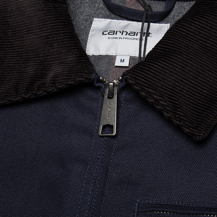 Carhartt WIP - Detroit Jacket
Style # I015264-0DI
Color : Dark Navy / Black (Rigid)