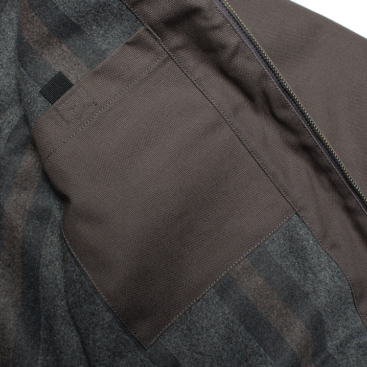 Carhartt WIP - Detroit Jacket
Style # I015264-3CL
Color : Graphite / Black (Rigid)