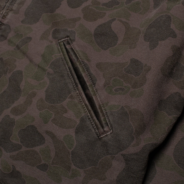 Carhartt WIP - Duck Detroit Jacket
Style # I034281-3EL
Color : Green / Porphyry Camo Duck (Garment Dyed)