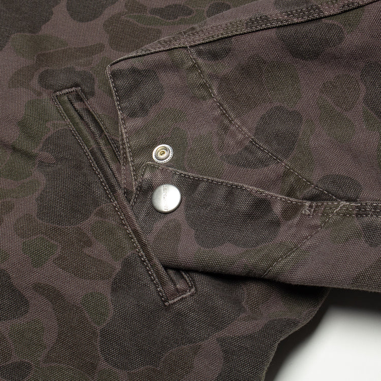 Carhartt WIP - Duck Detroit Jacket
Style # I034281-3EL
Color : Green / Porphyry Camo Duck (Garment Dyed)