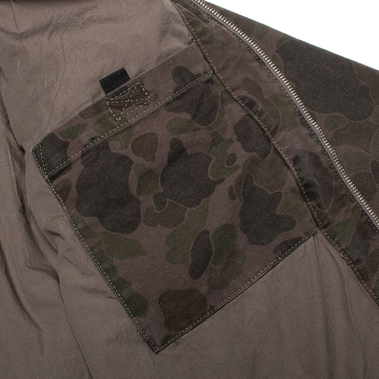 Carhartt WIP - Duck Detroit Jacket
Style # I034281-3EL
Color : Green / Porphyry Camo Duck (Garment Dyed)